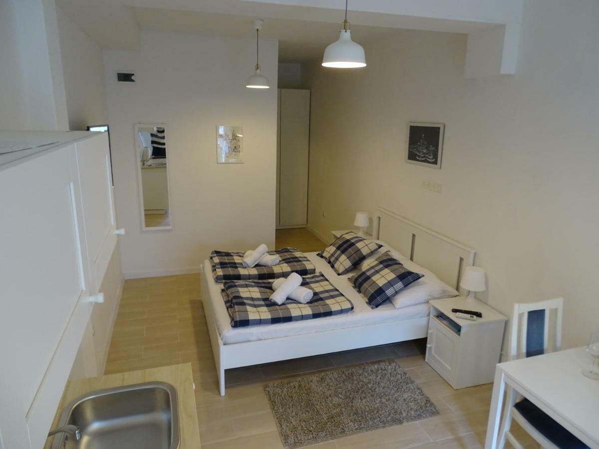 Job Studio Apartments سبليت المظهر الخارجي الصورة