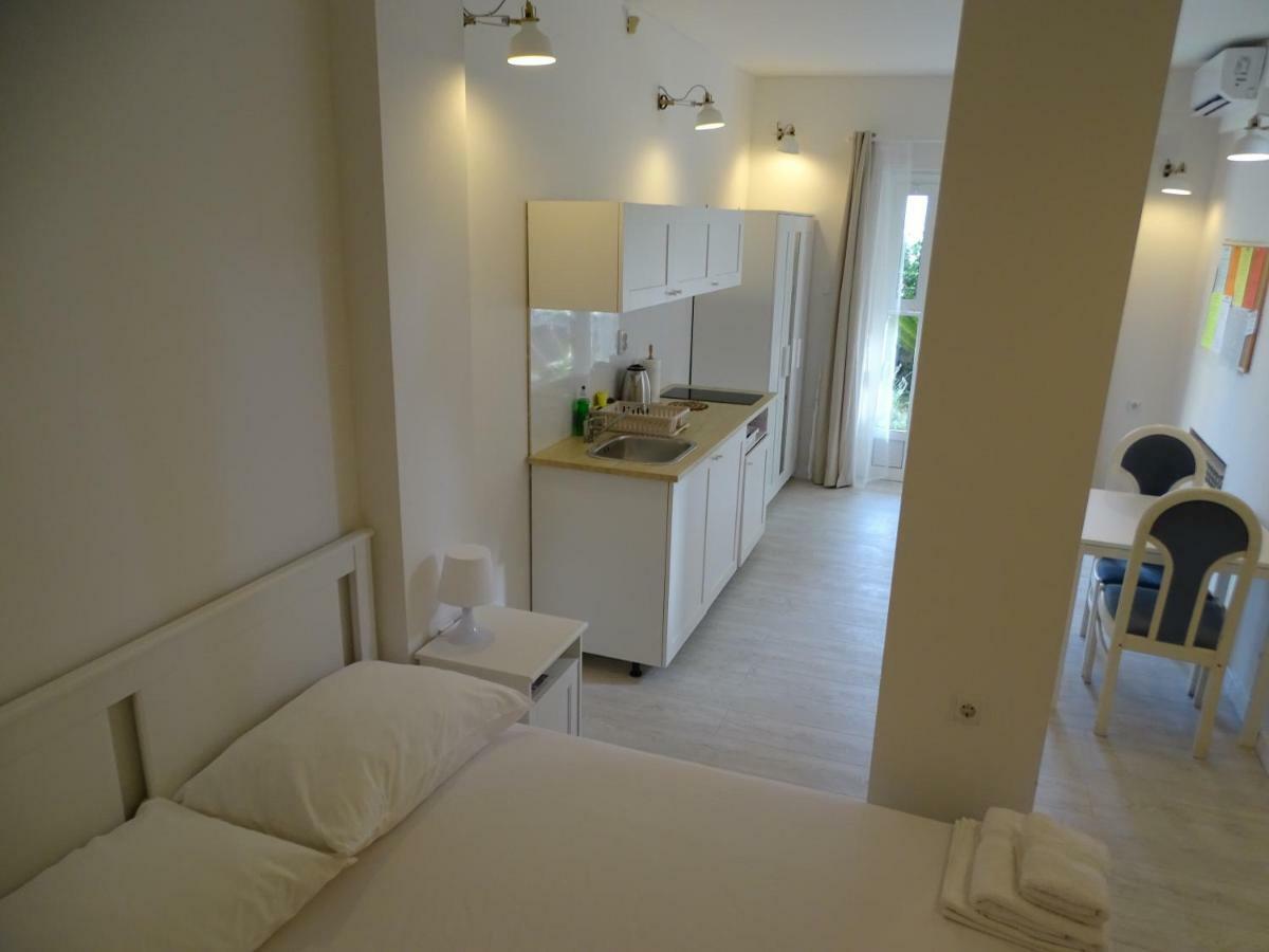 Job Studio Apartments سبليت المظهر الخارجي الصورة